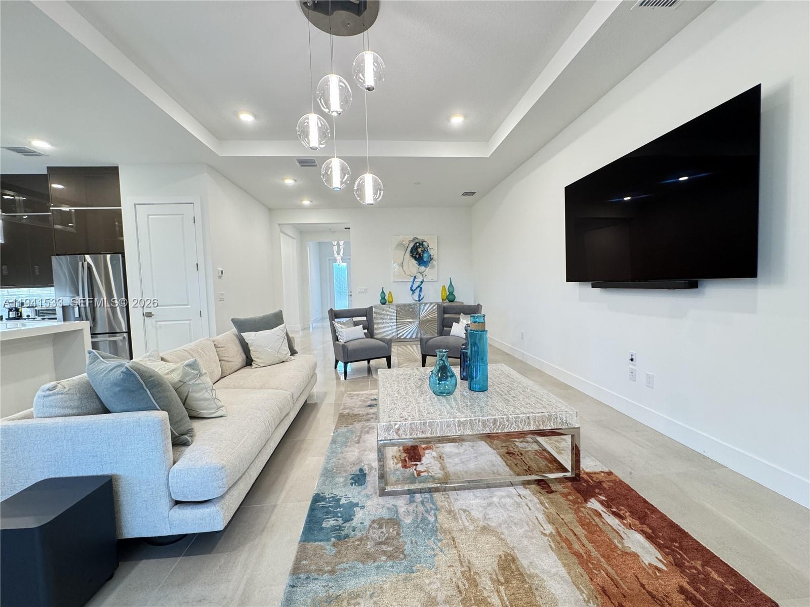 CRESSWIND PALM BEACH - Residential