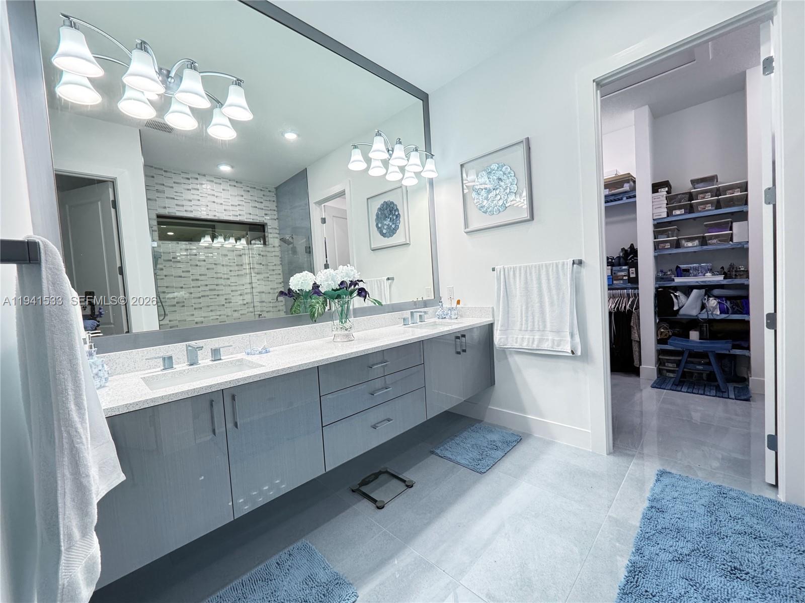 CRESSWIND PALM BEACH - Residential