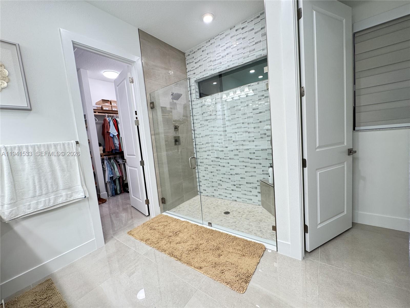 CRESSWIND PALM BEACH - Residential