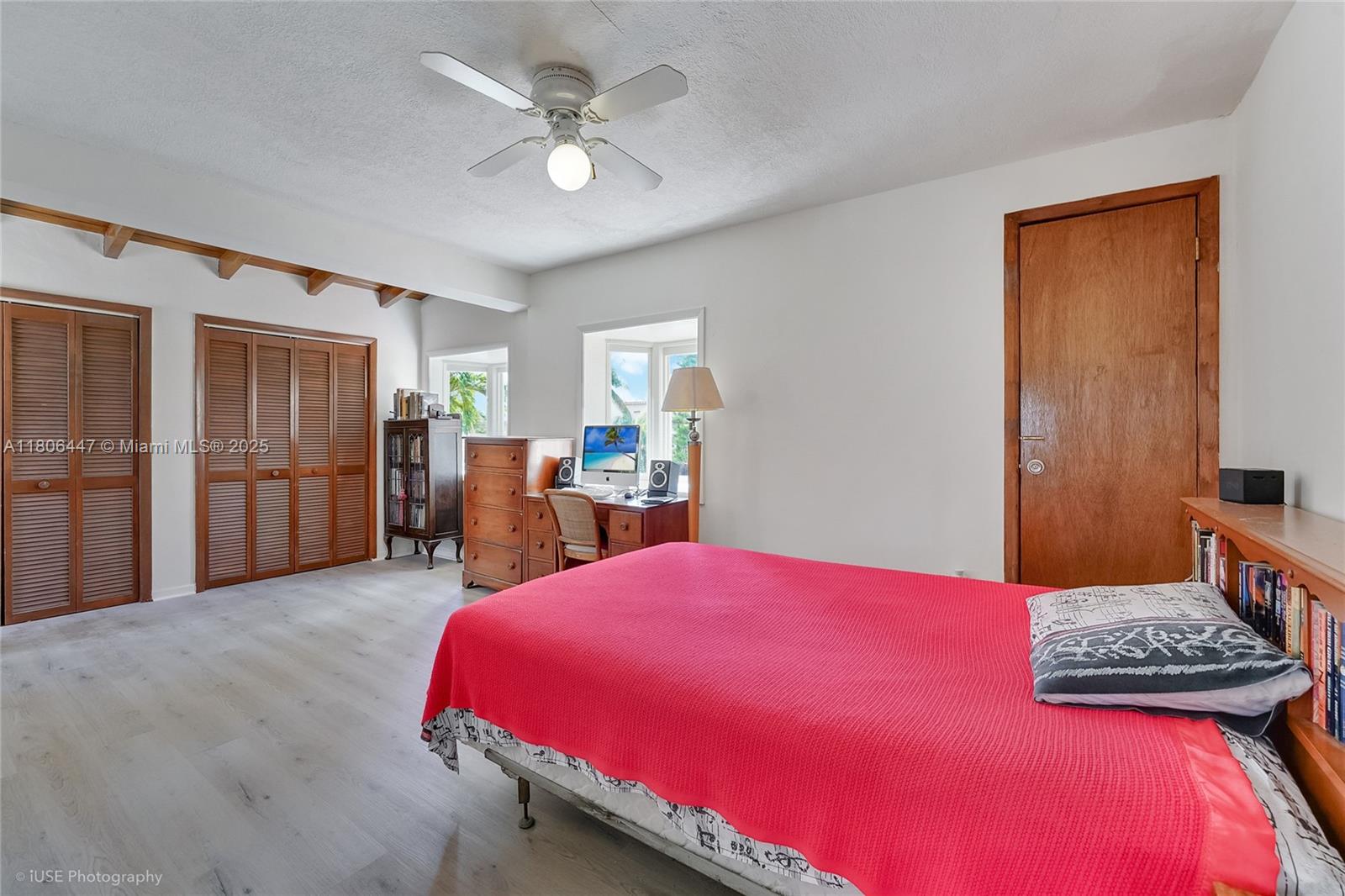 1727 SW 11th Ter