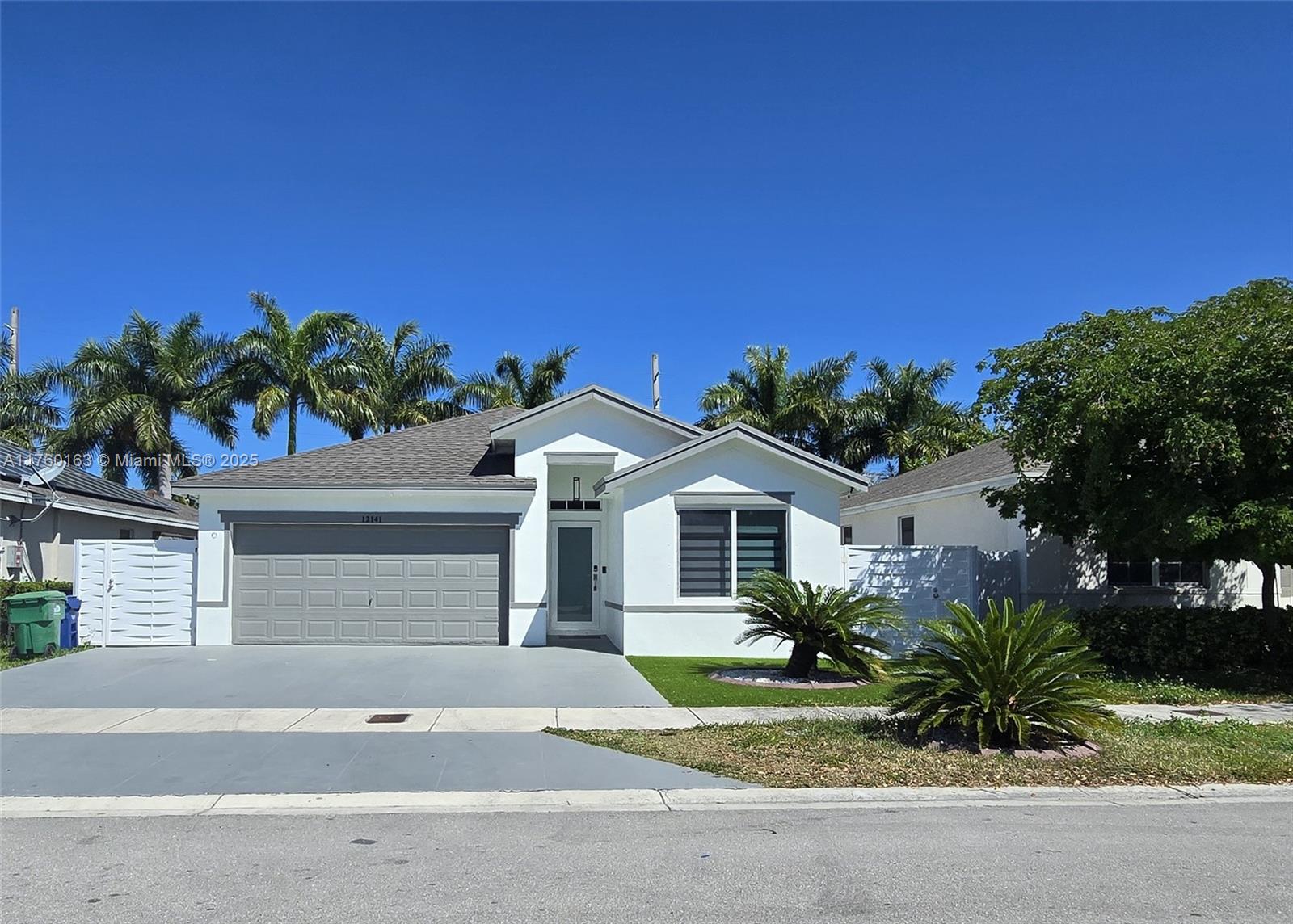 12141 Sw 248th Ter, Homestead, Miami-Dade County, Florida - 4 Bedrooms  
2 Bathrooms - 