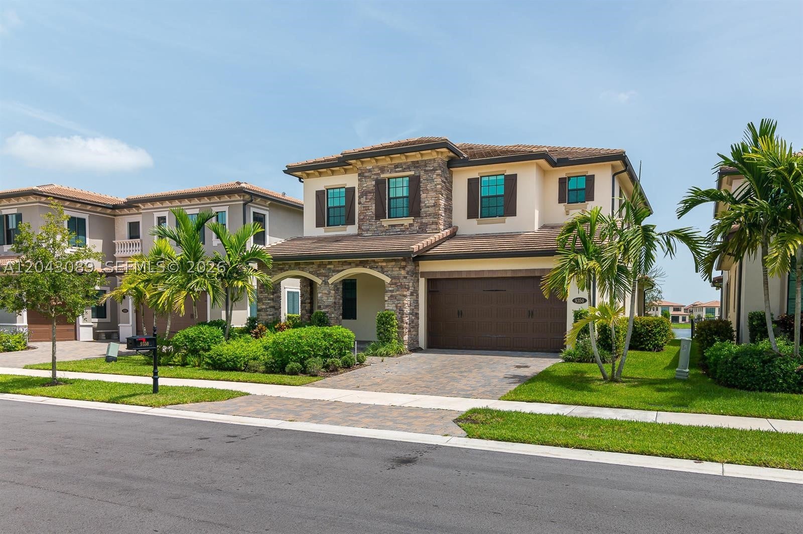 9350 Solstice Cir