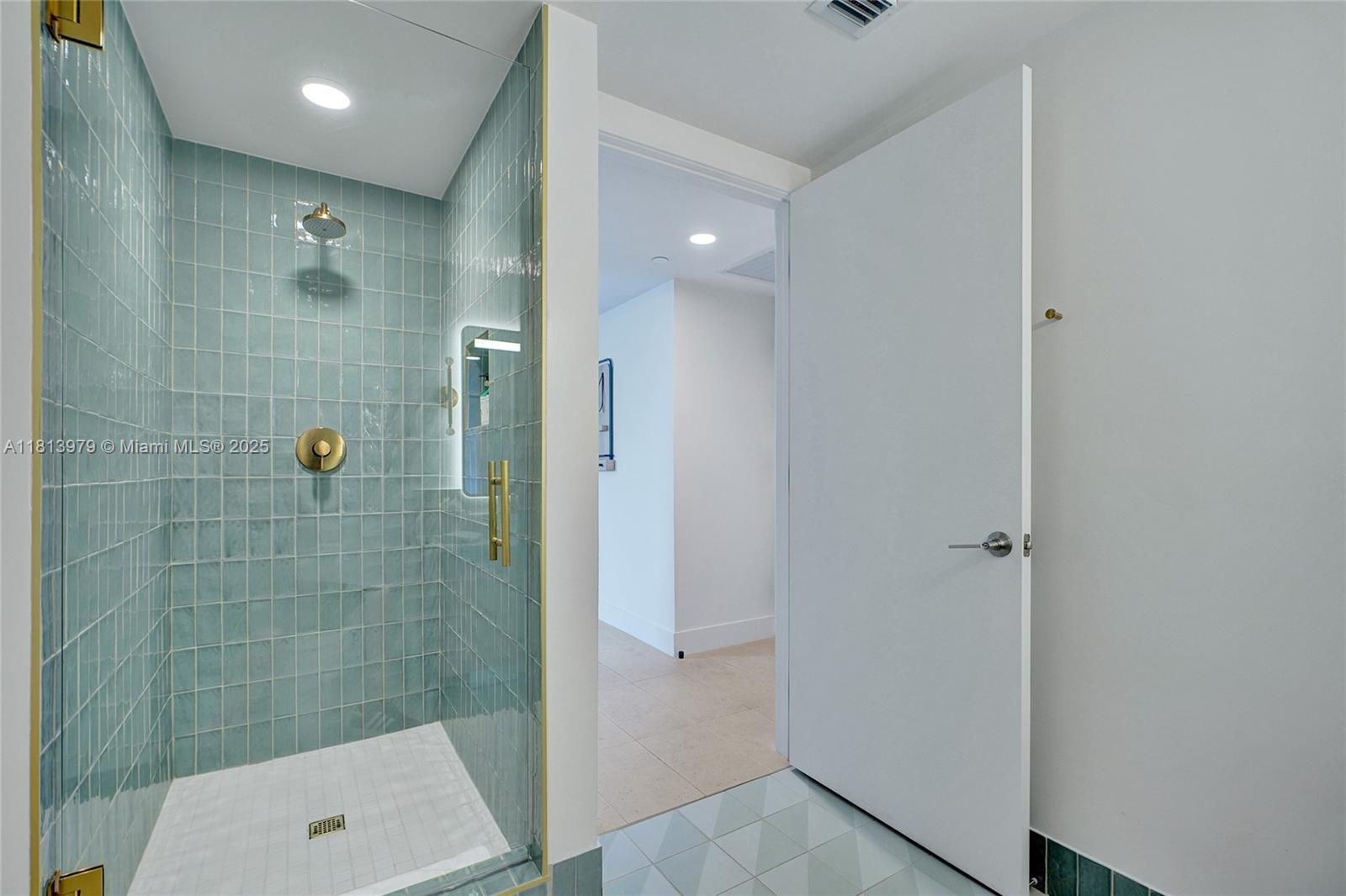 Natiivo/Gale Miami - Residential