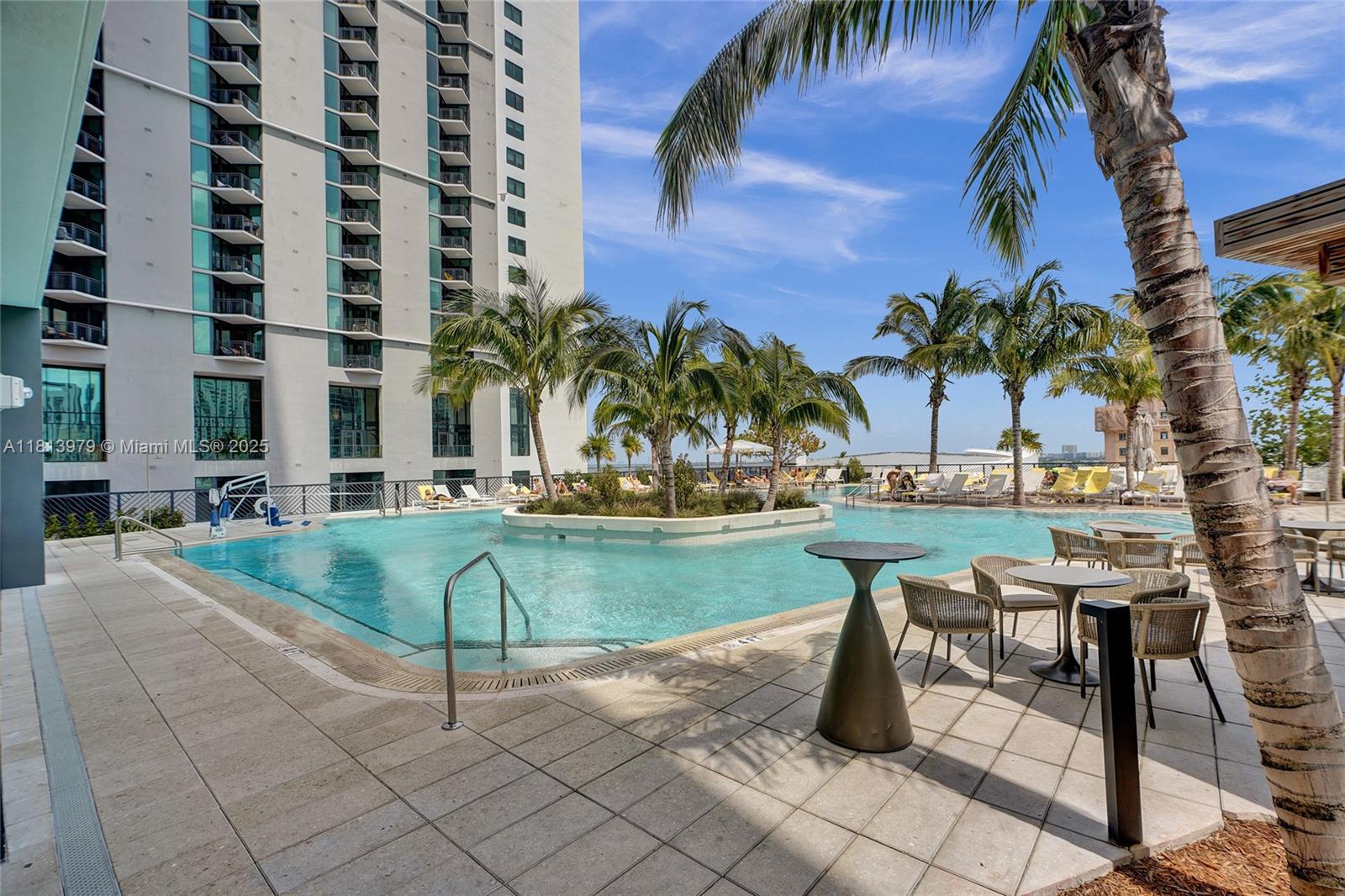 Natiivo/Gale Miami - Residential
