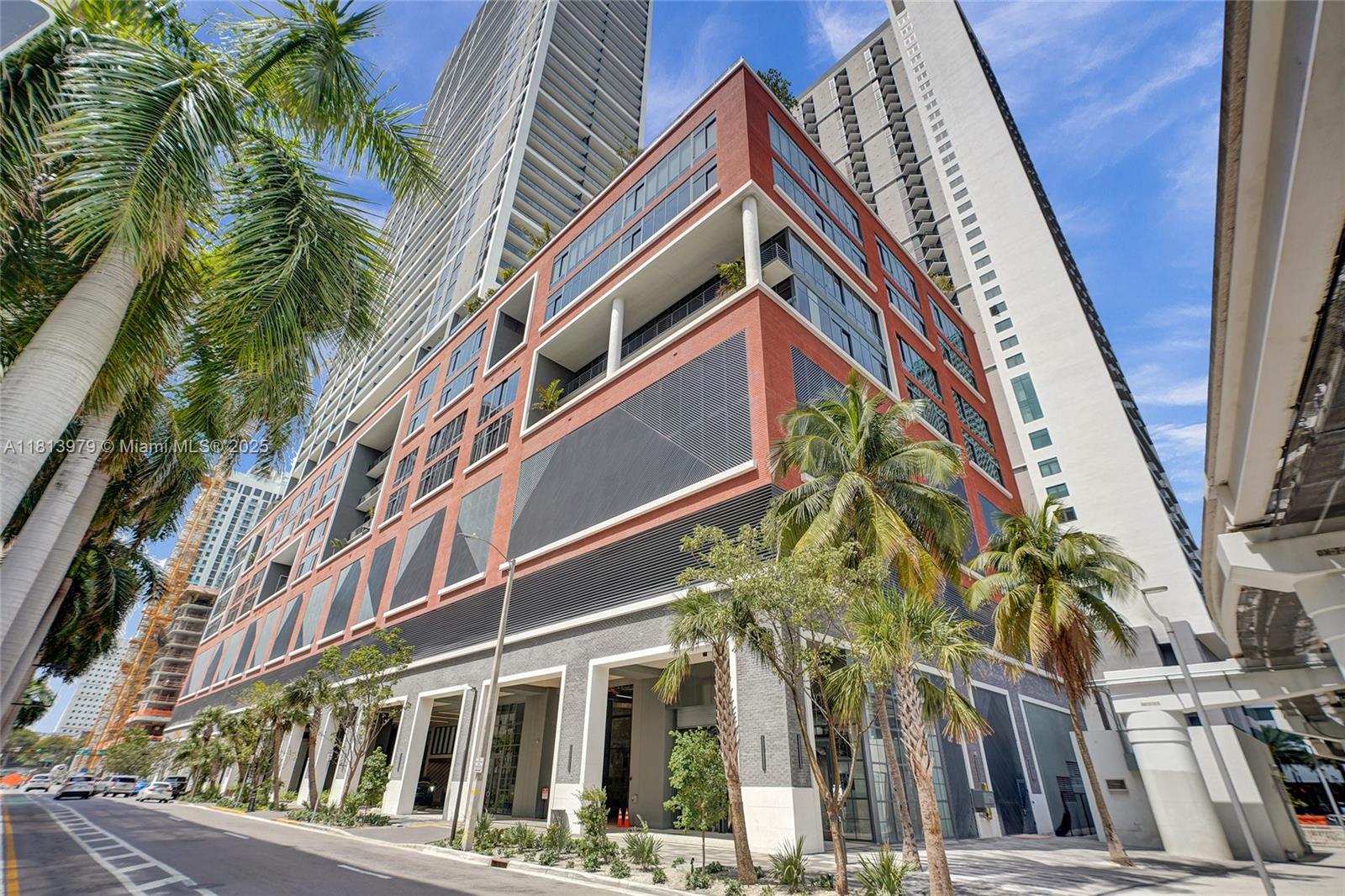 Natiivo/Gale Miami - Residential