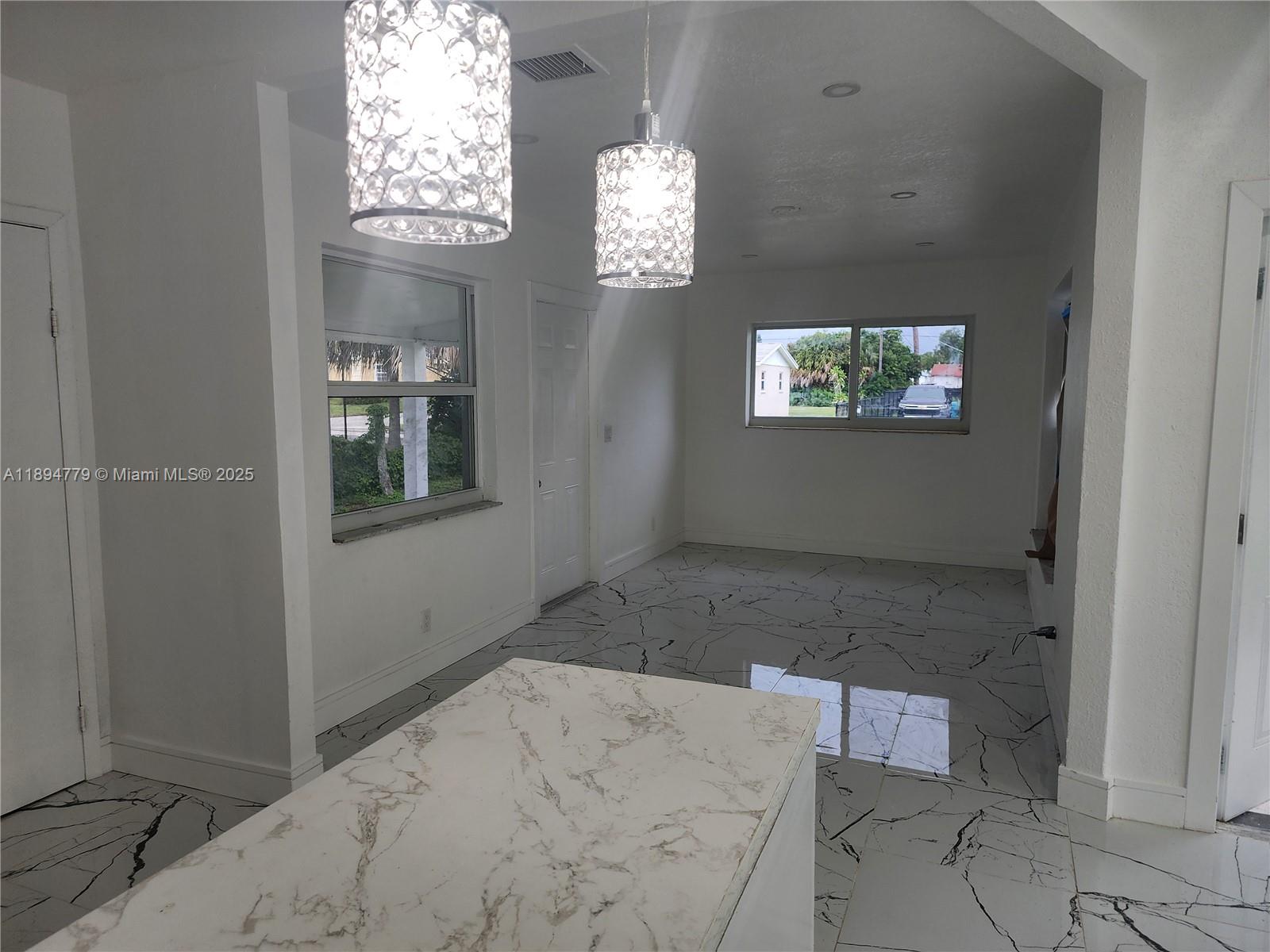 RIDGEWOOD HILLS - Residential
