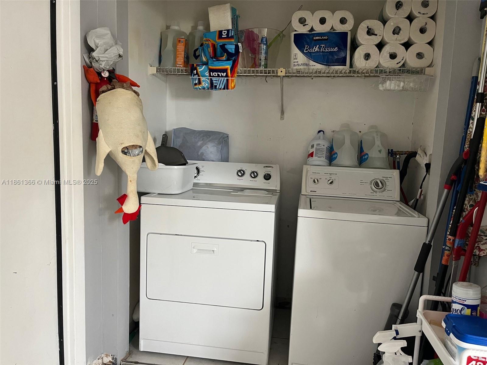 BONAVENTURE LAKES ADD 2 - Residential