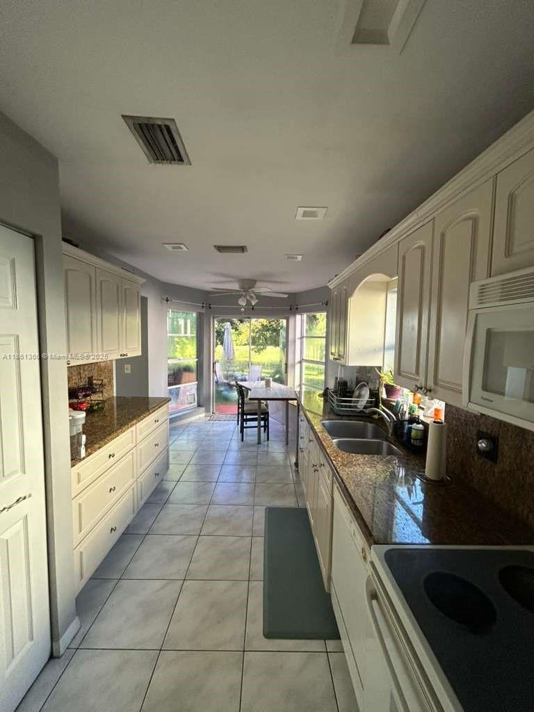 BONAVENTURE LAKES ADD 2 - Residential