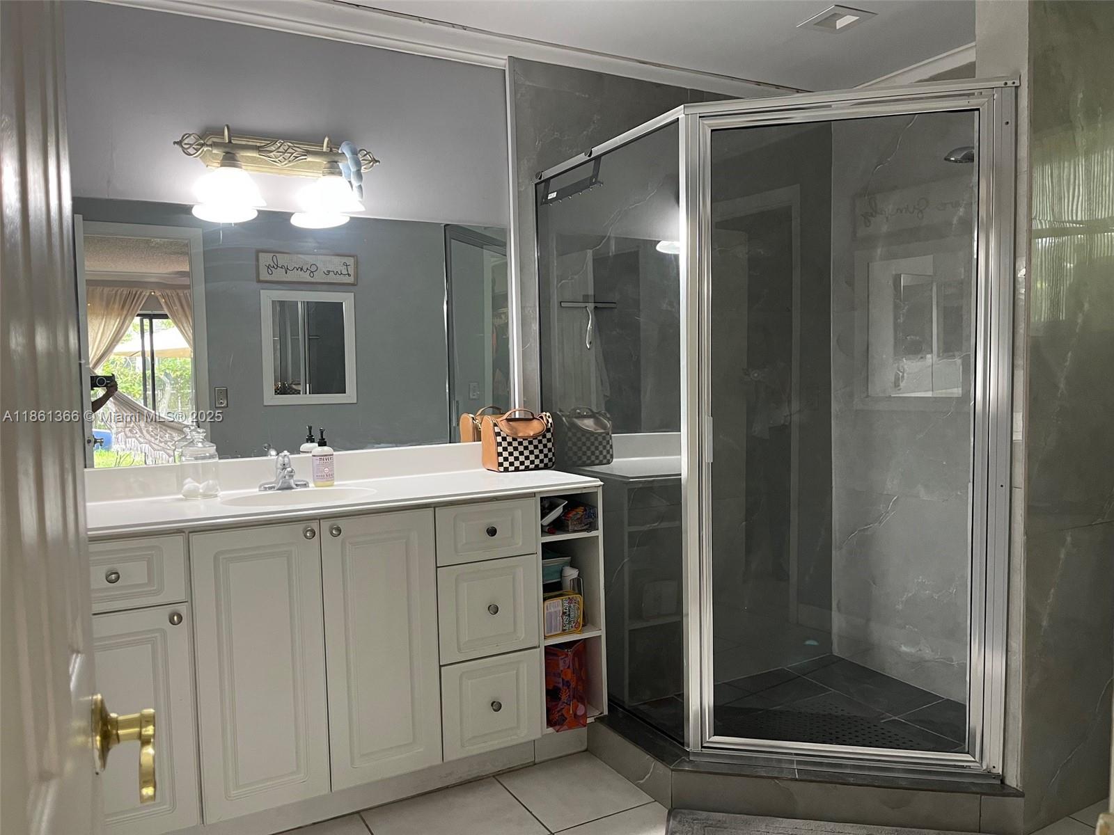 BONAVENTURE LAKES ADD 2 - Residential