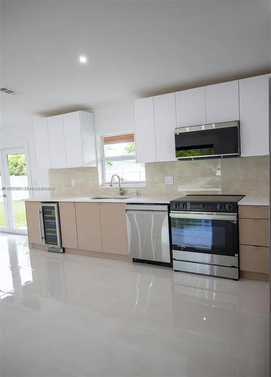 MEADOW WOODMANOR SEC 2 - Residential