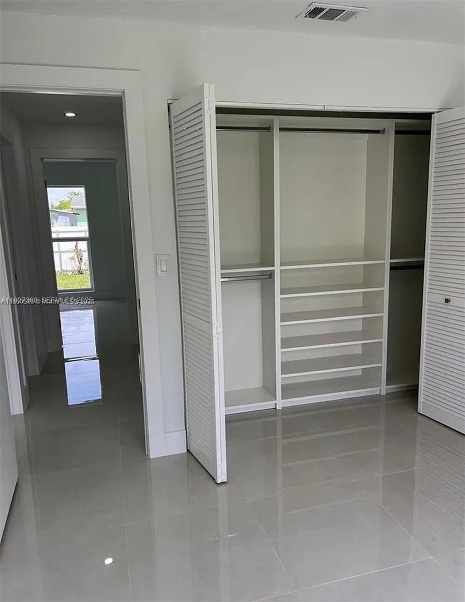 MEADOW WOODMANOR SEC 2 - Residential