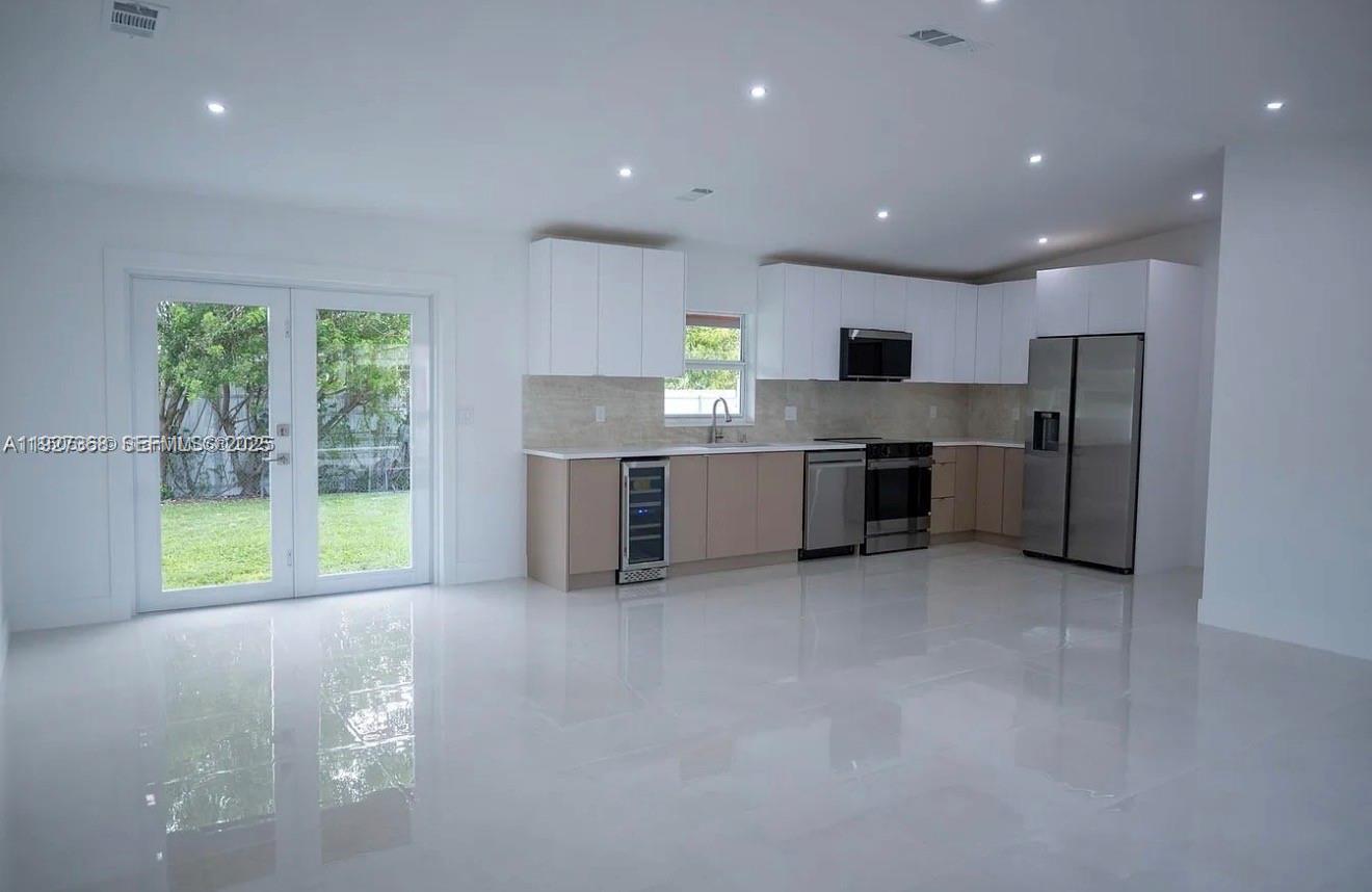 MEADOW WOODMANOR SEC 2 - Residential