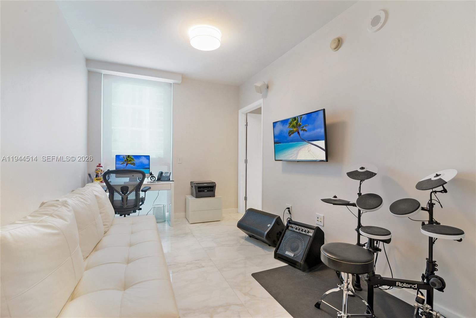 JADE BEACH CONDO - Residential