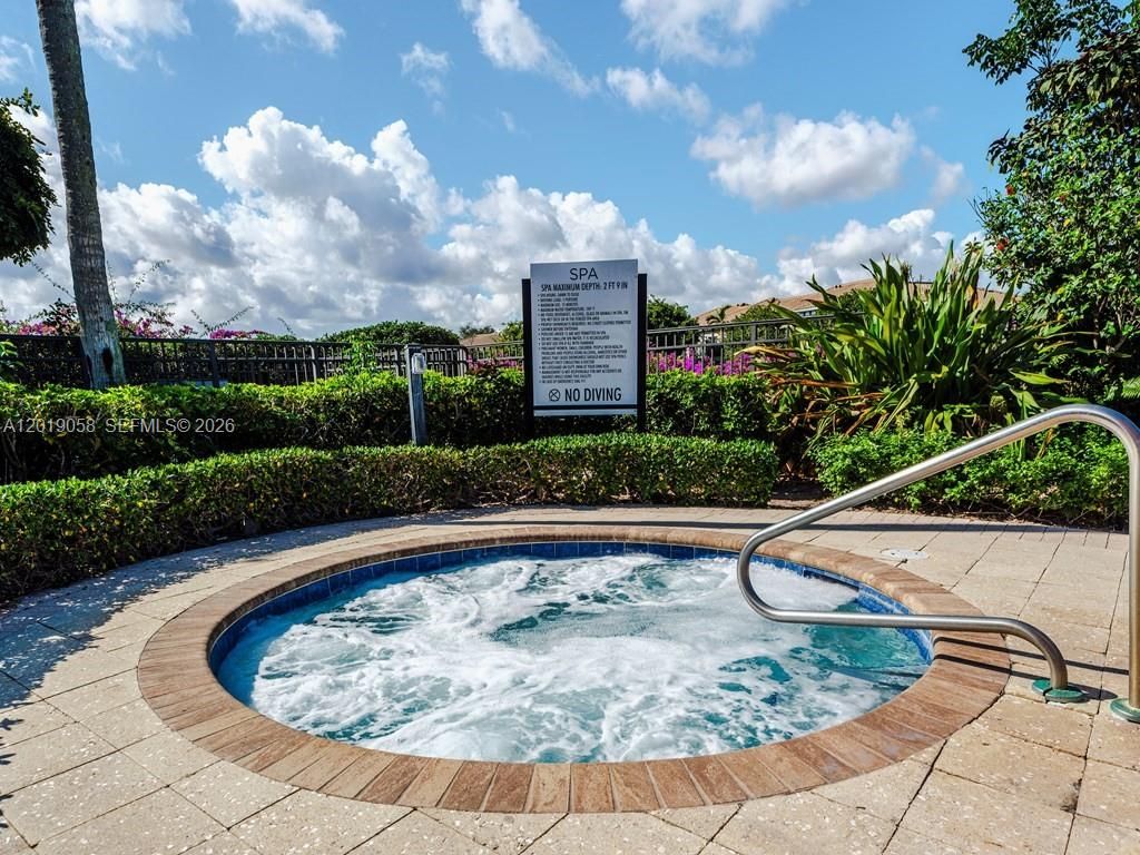 Photo of 100 Portofino #Augusta, Palm Beach Gardens, FL 33418 (MLS # A12019058)