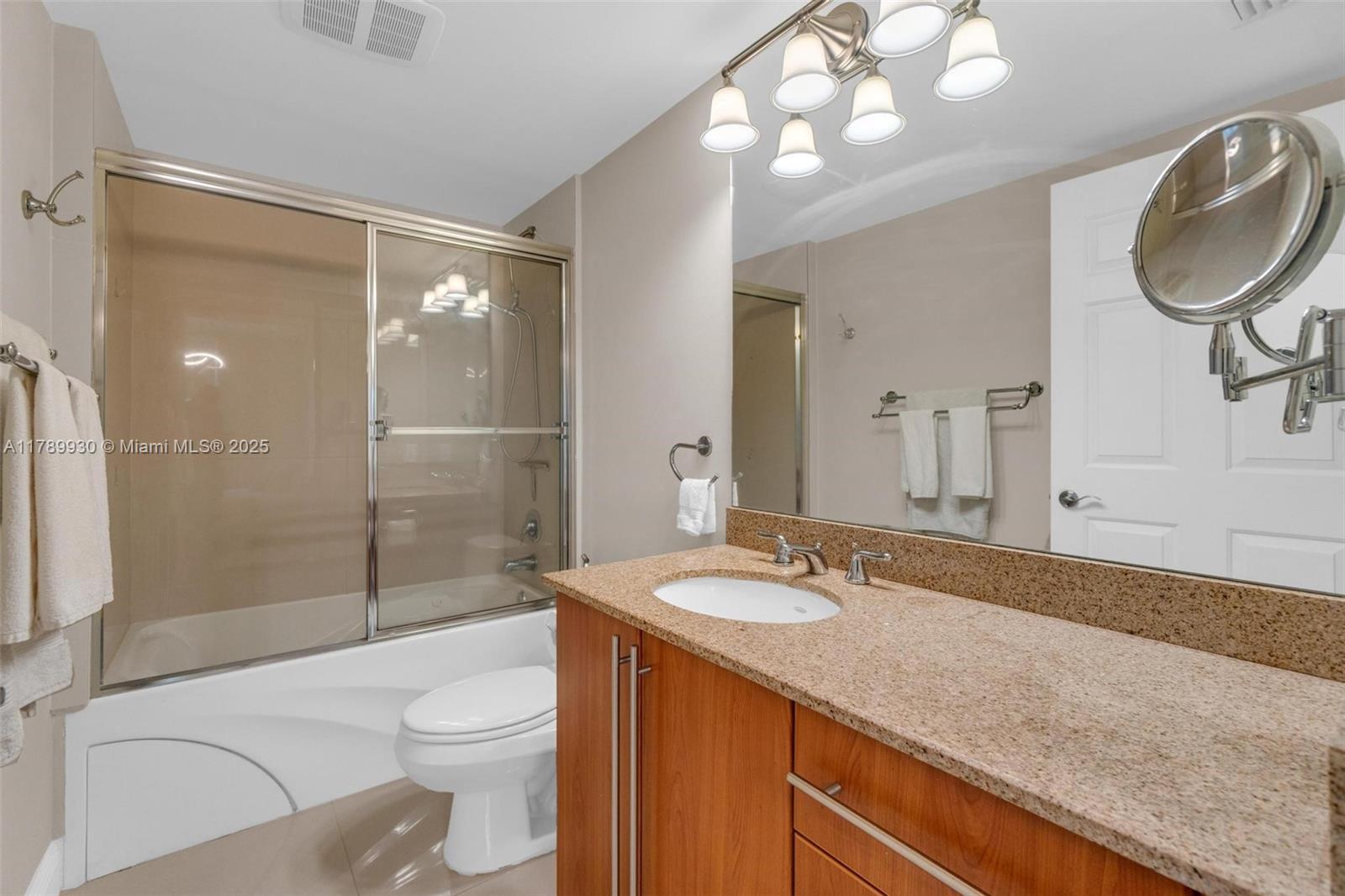 610 CLEMATIS CONDO - Residential Lease