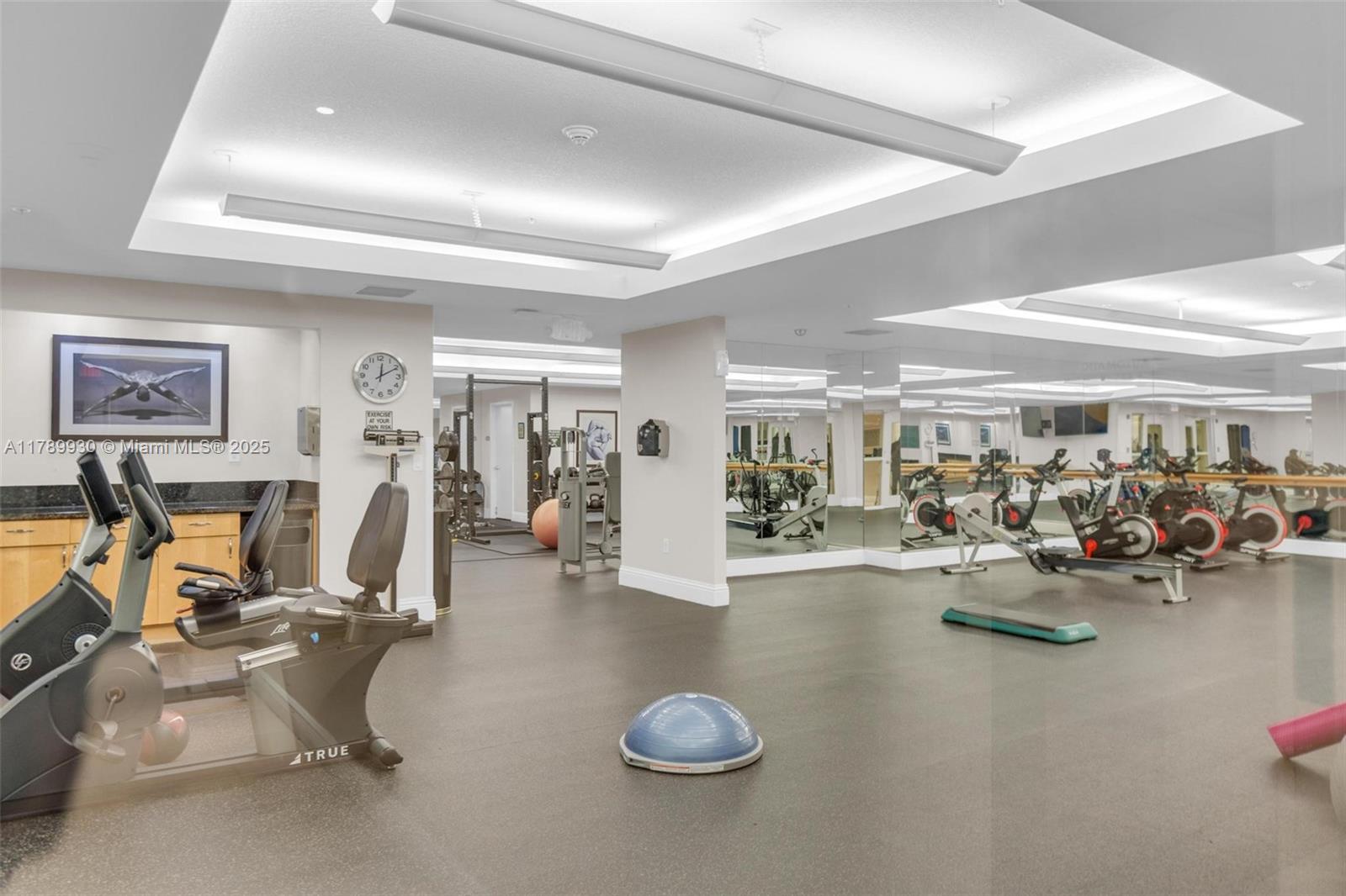 610 CLEMATIS CONDO - Residential Lease