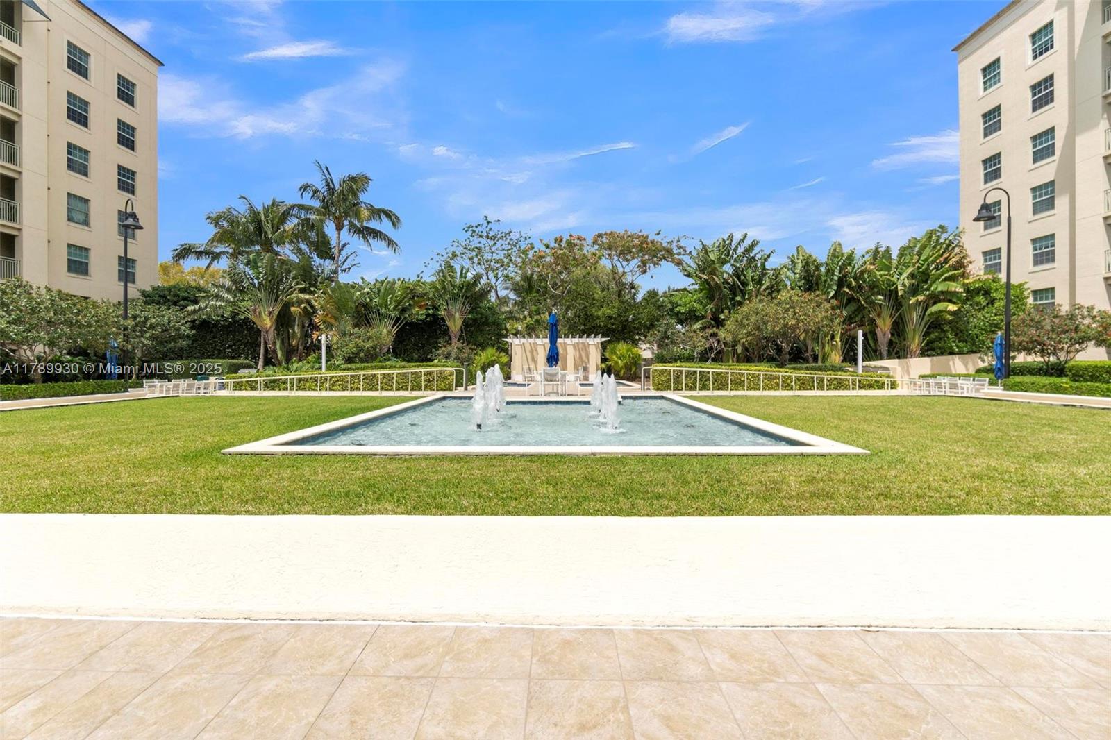 610 CLEMATIS CONDO - Residential Lease