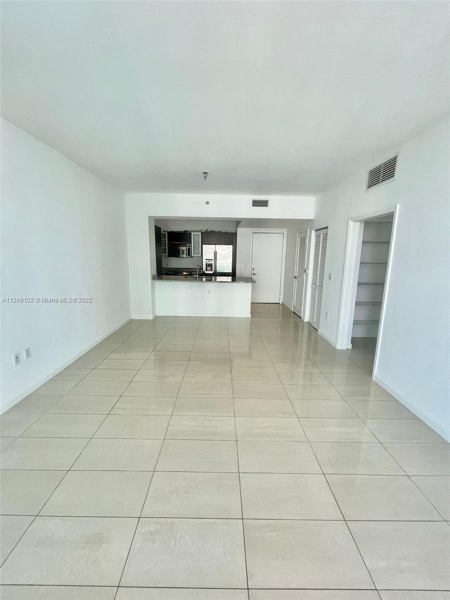 THE PLAZA 851 BRICKELL CO - Residential Lease