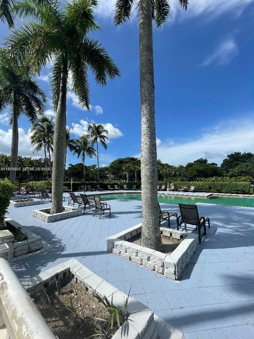 COCO PARC CONDO - Residential