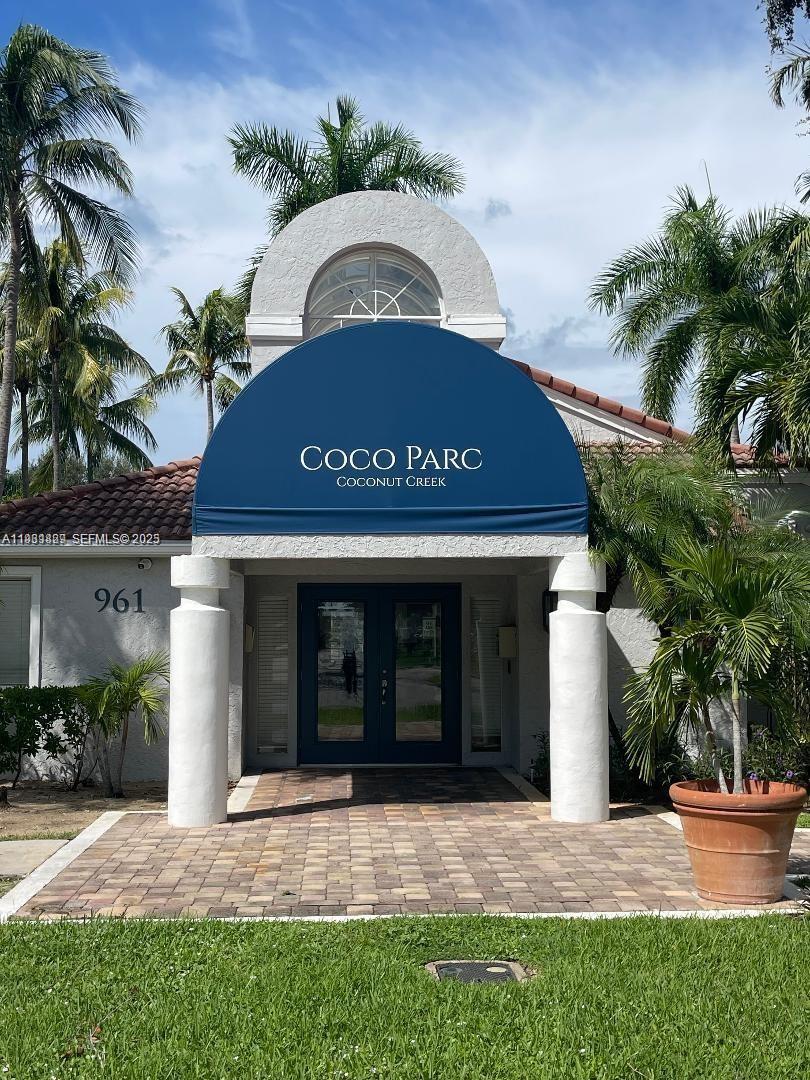 COCO PARC CONDO - Residential