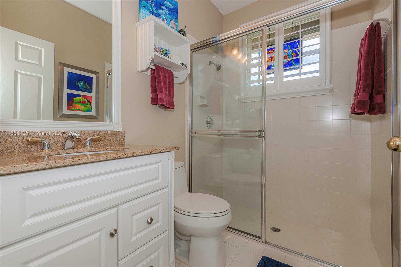 HOLLYWOOD LAKES COUNTRY C - Residential