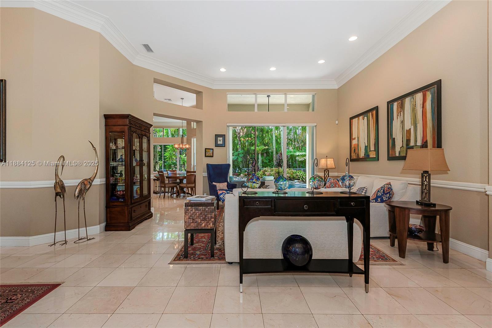 HOLLYWOOD LAKES COUNTRY C - Residential
