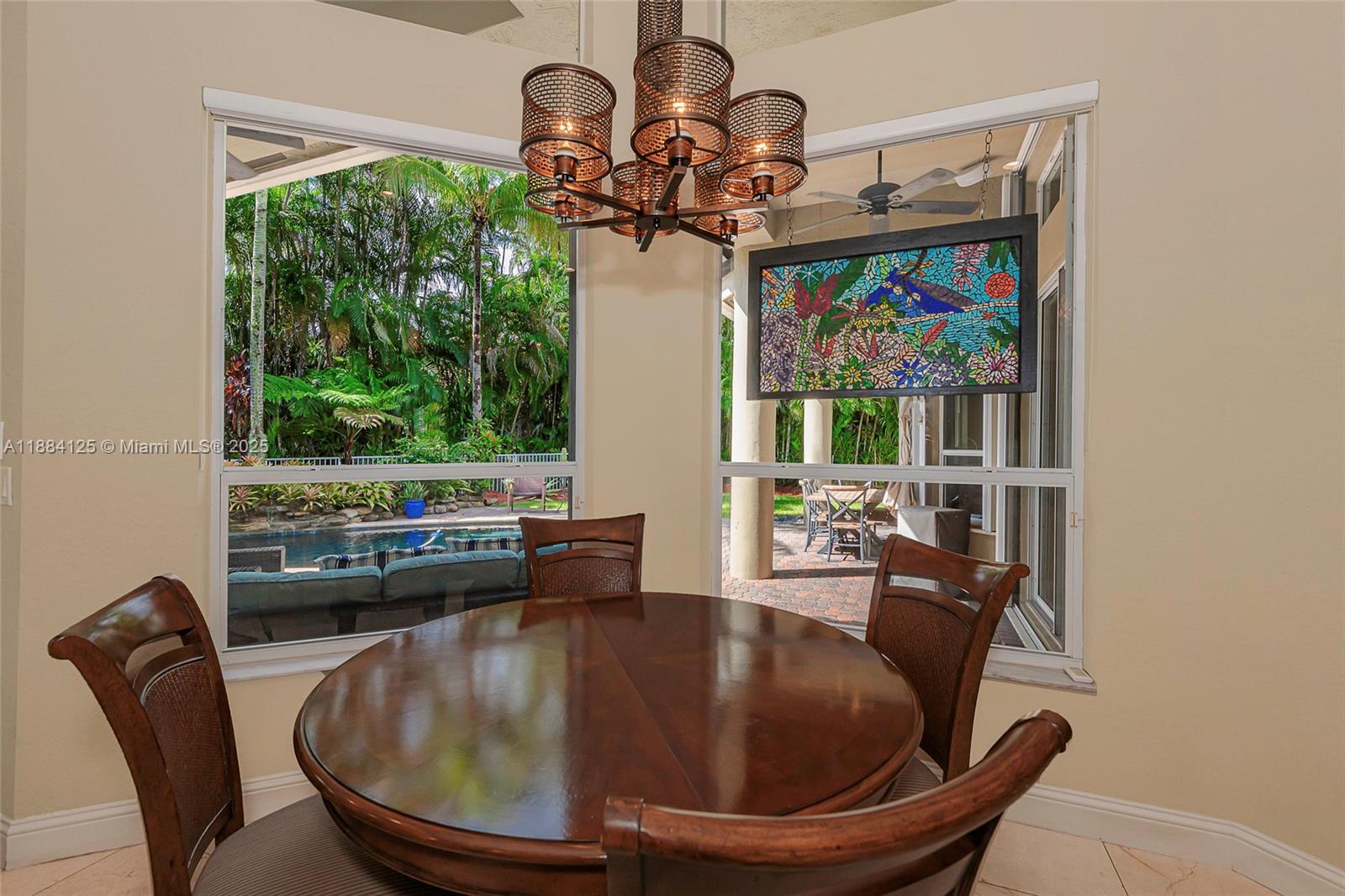 HOLLYWOOD LAKES COUNTRY C - Residential
