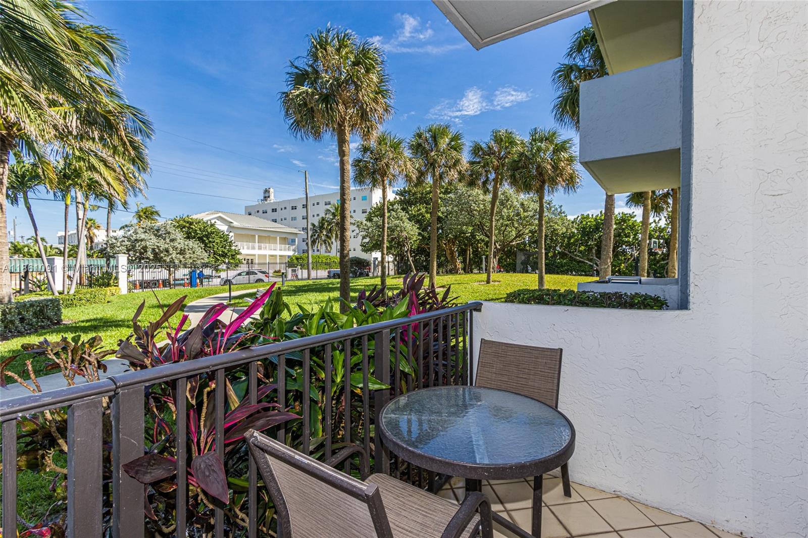 SUMMIT CONDO - Residential Lease