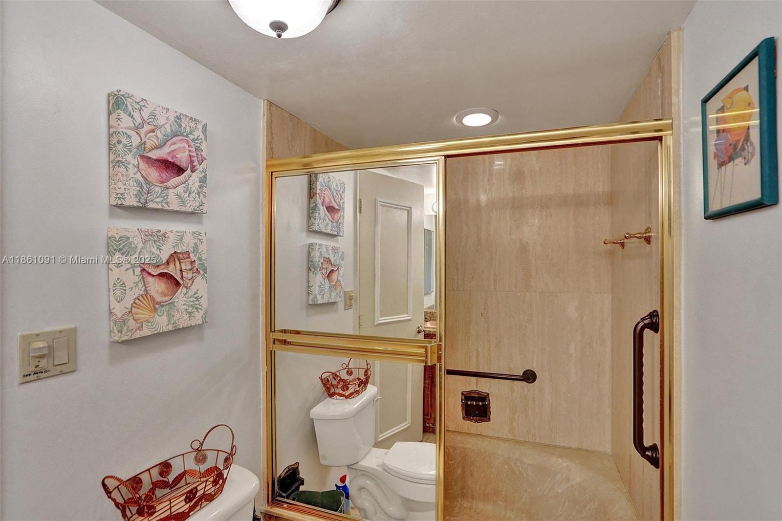 SUMMIT CONDO - Residential Lease