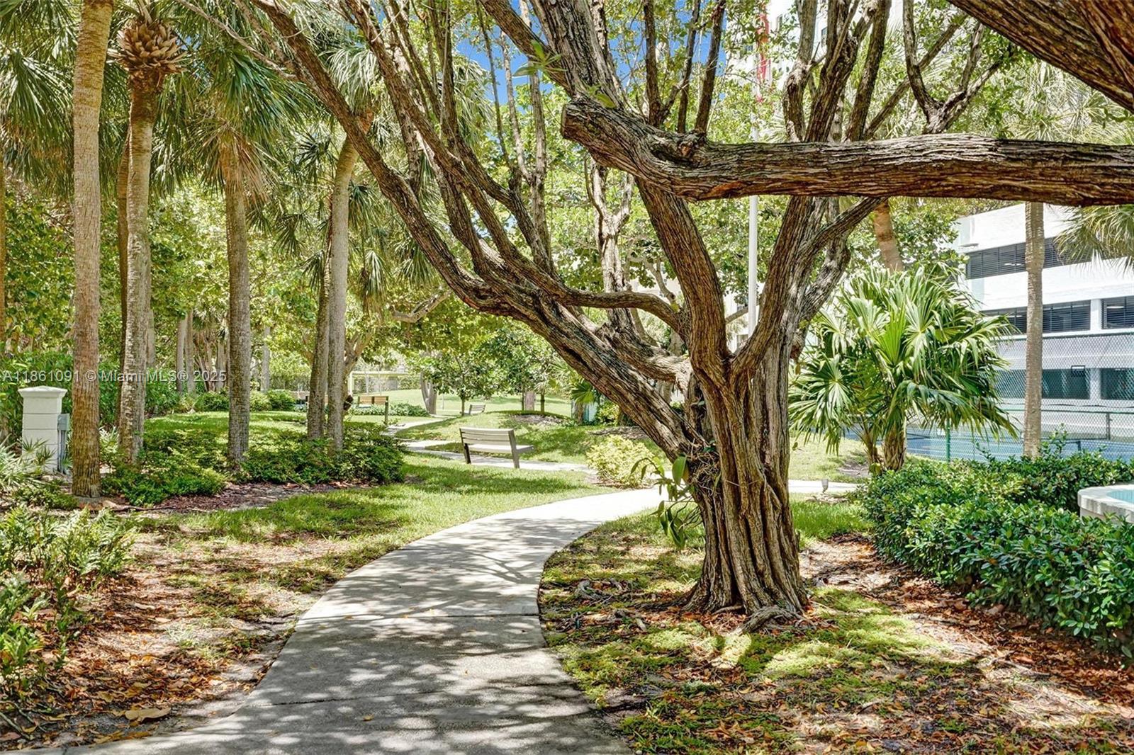 SUMMIT CONDO - Residential Lease