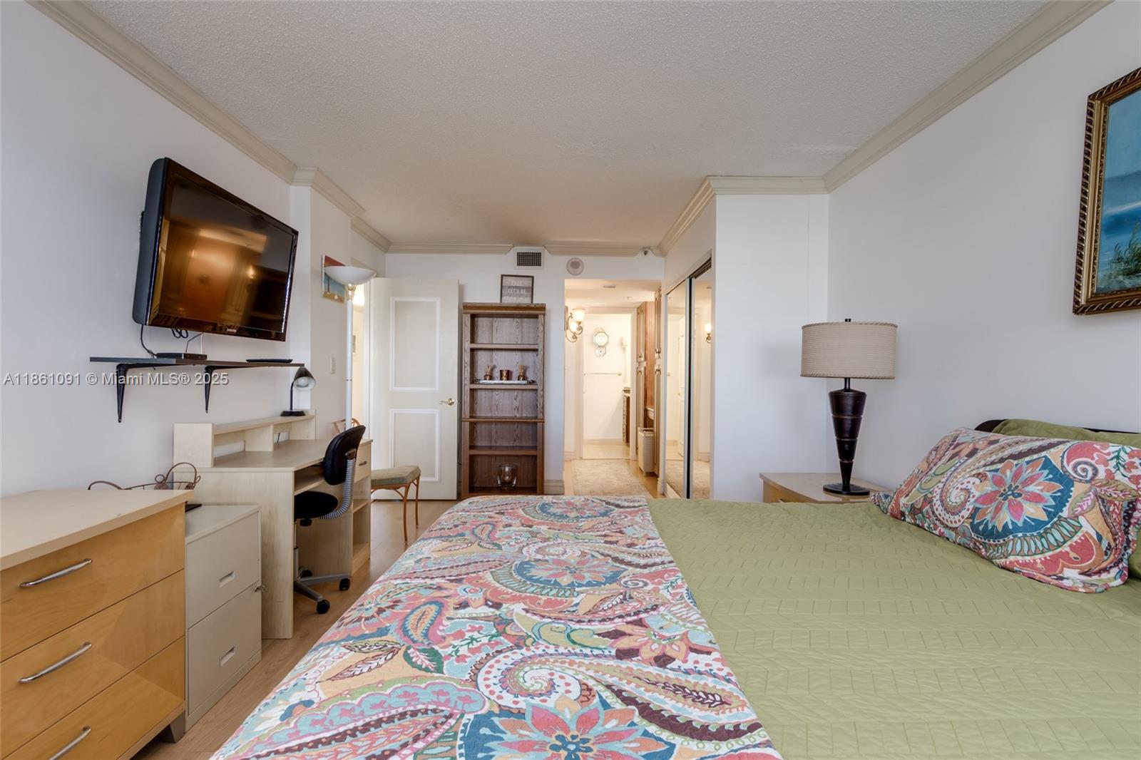 SUMMIT CONDO - Residential Lease