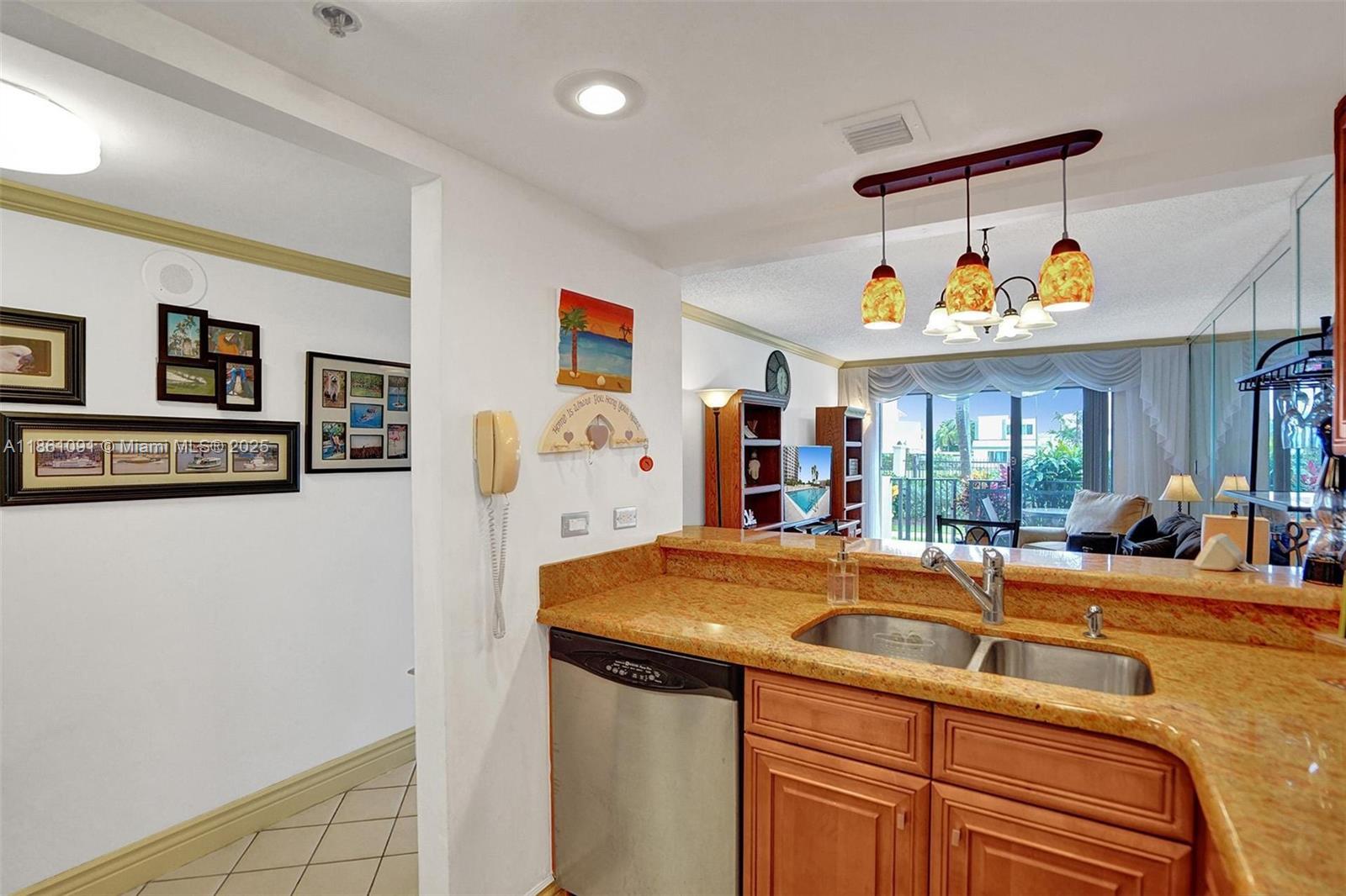 SUMMIT CONDO - Residential Lease