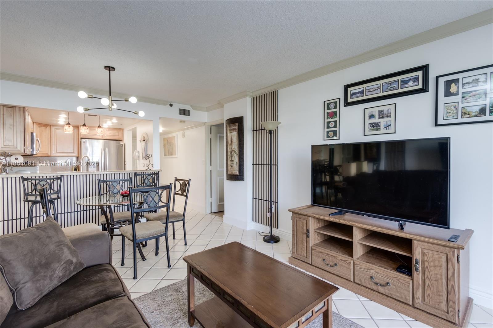 SUMMIT CONDO - Residential Lease