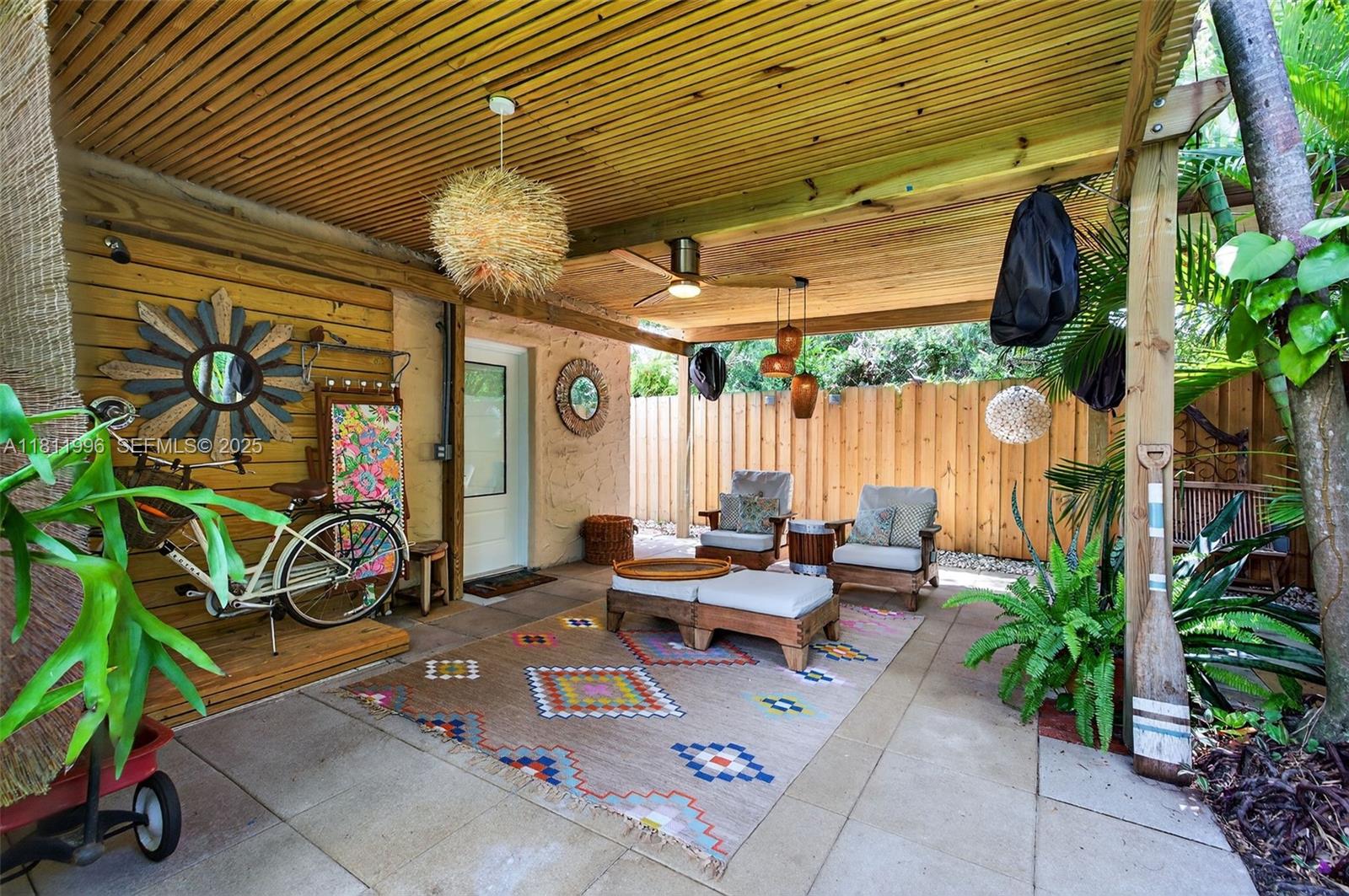 CROISSANT PARK - Residential