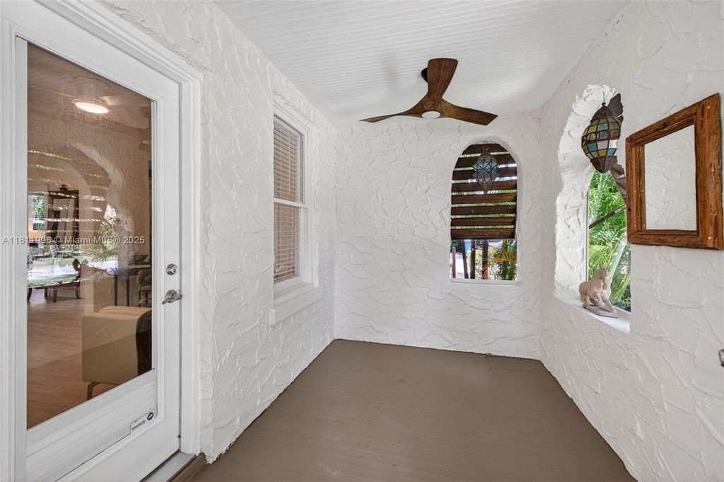 Photo of 1314 SE 1st Ave, Fort Lauderdale, FL 33316 (MLS # A11811996)