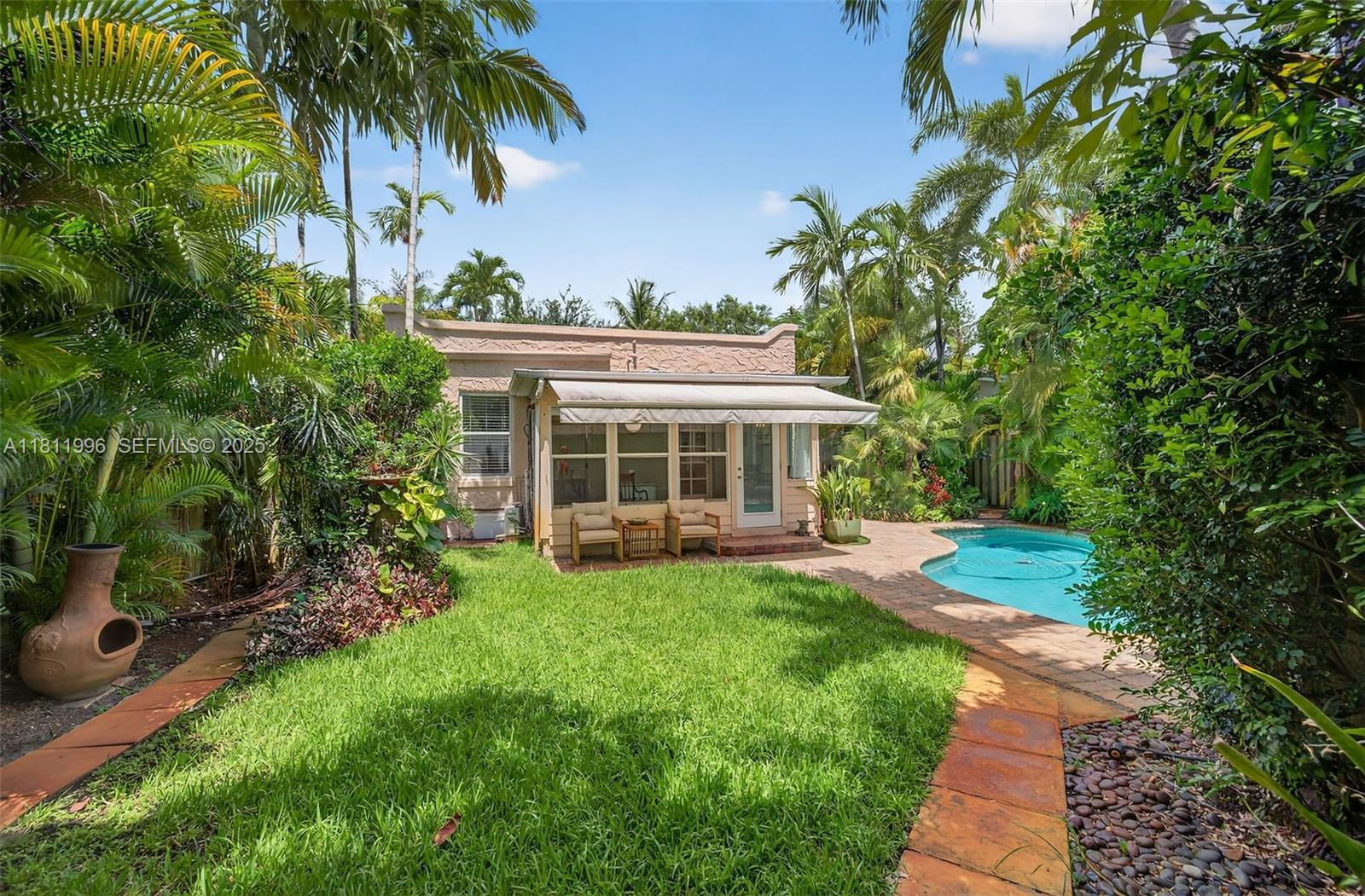 CROISSANT PARK - Residential