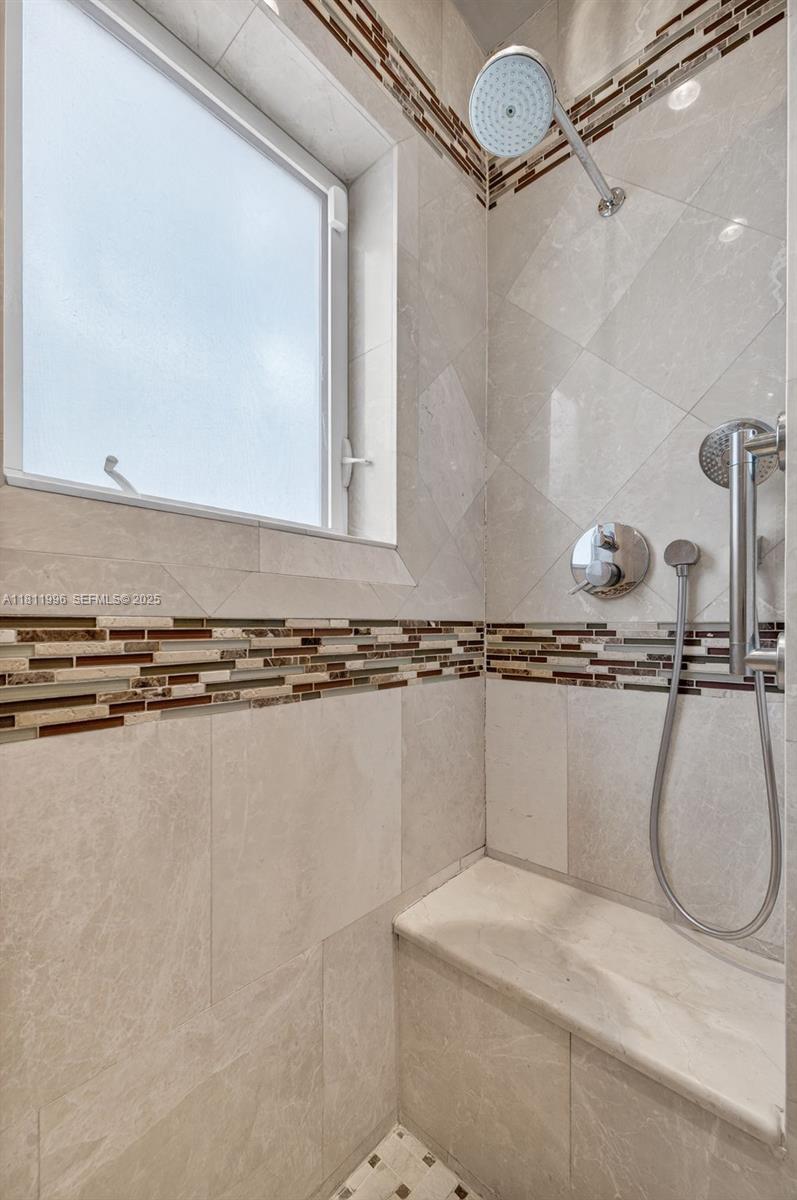 CROISSANT PARK - Residential