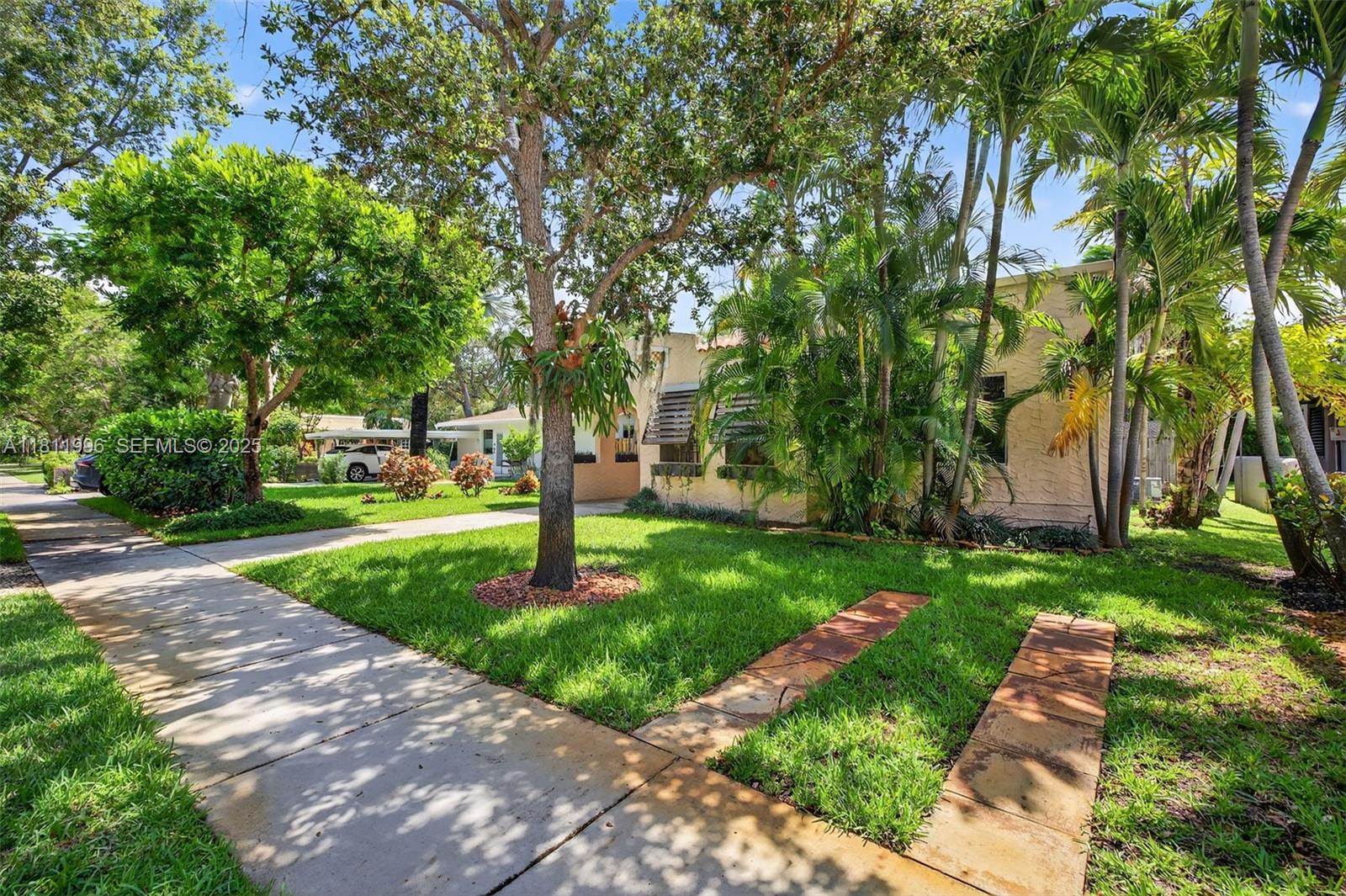 CROISSANT PARK - Residential