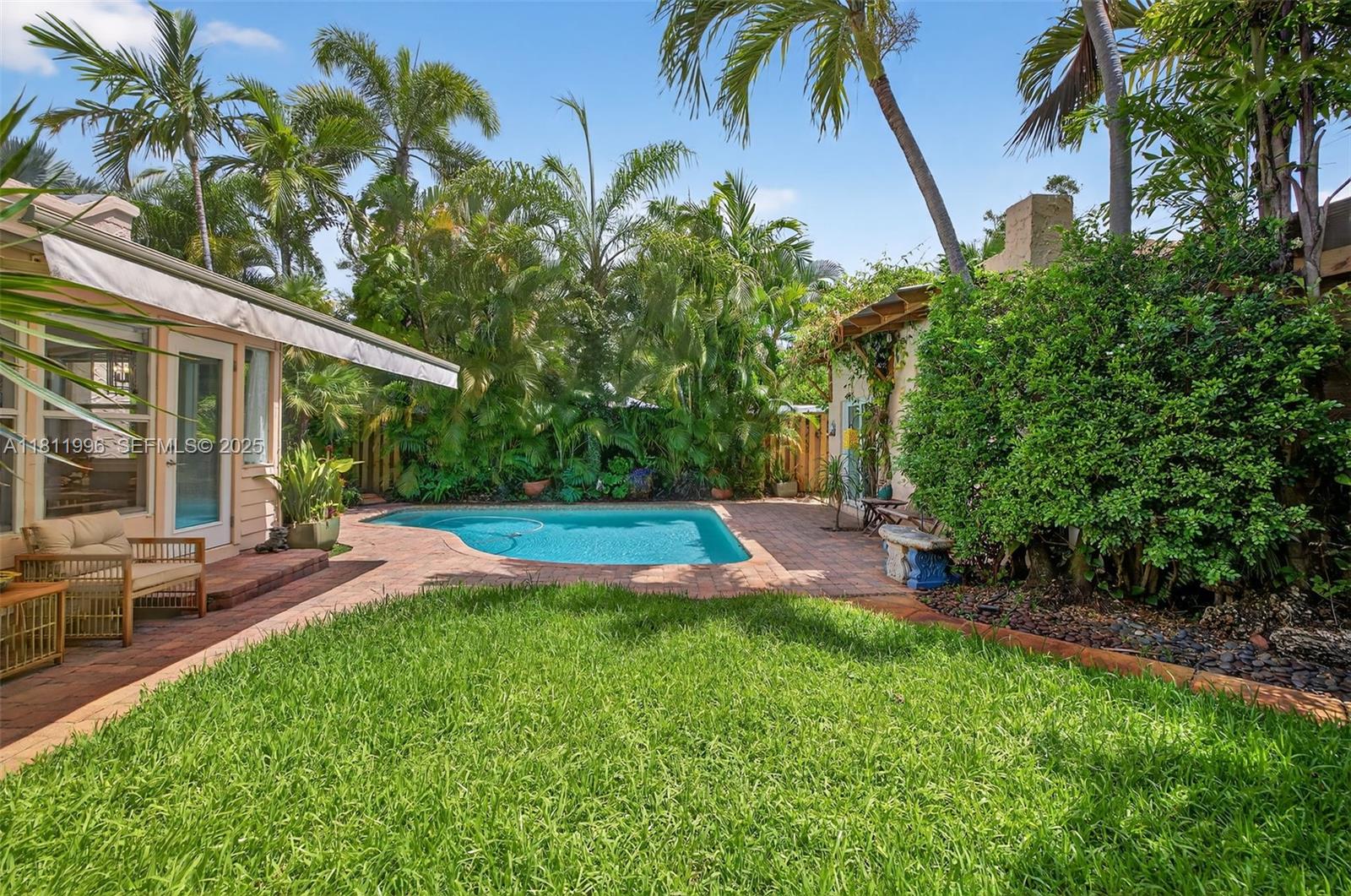 CROISSANT PARK - Residential