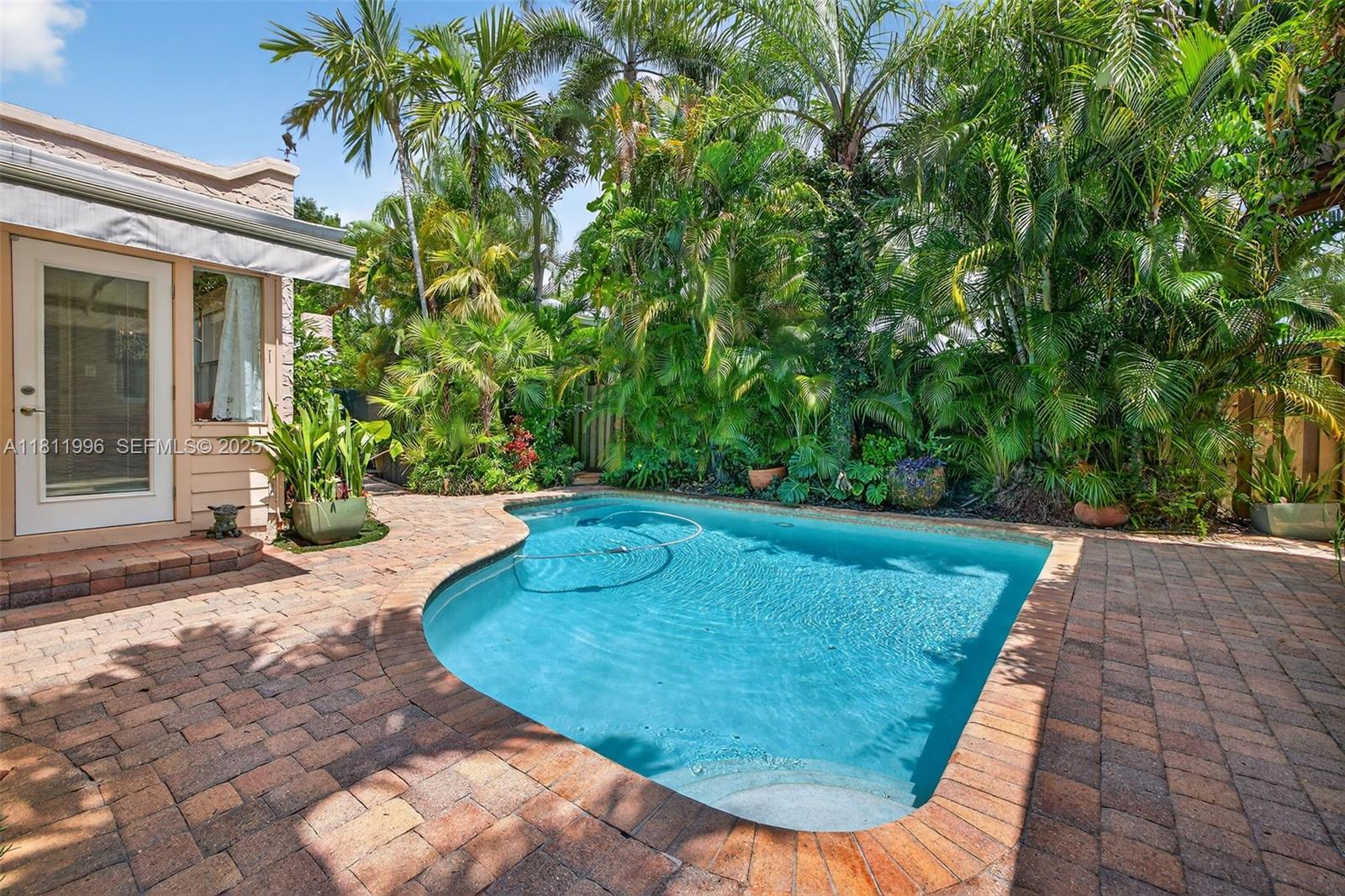 CROISSANT PARK - Residential