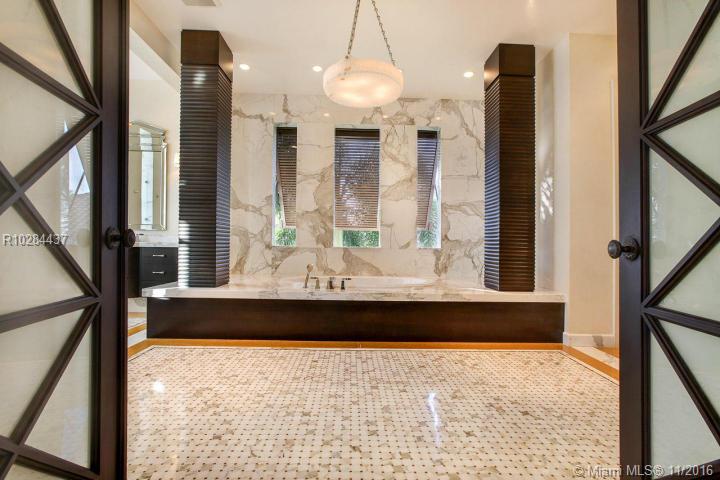 Admirals Cove - Residential