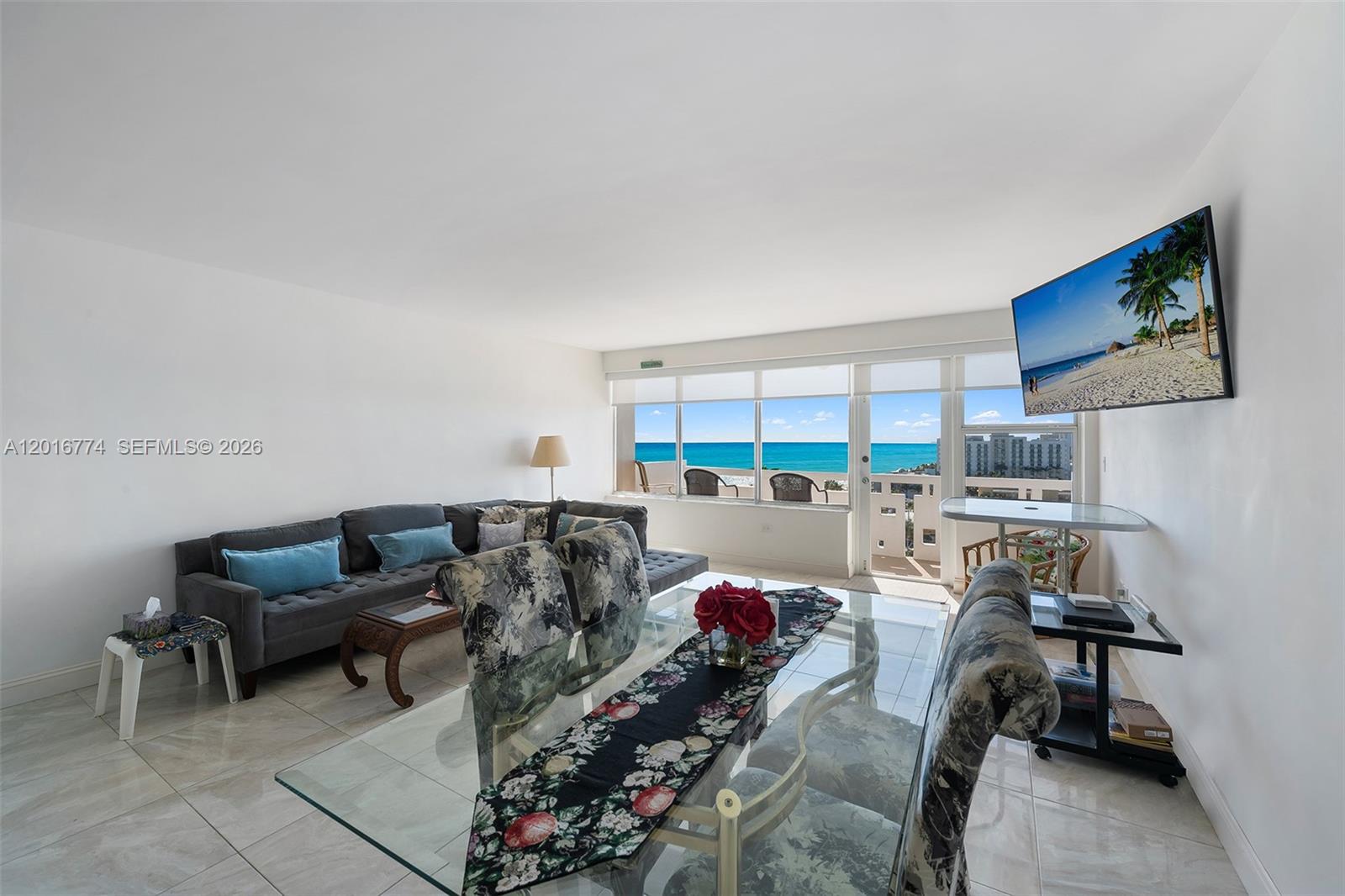 HOLLYWOOD TOWERS CONDO - Residential Lease