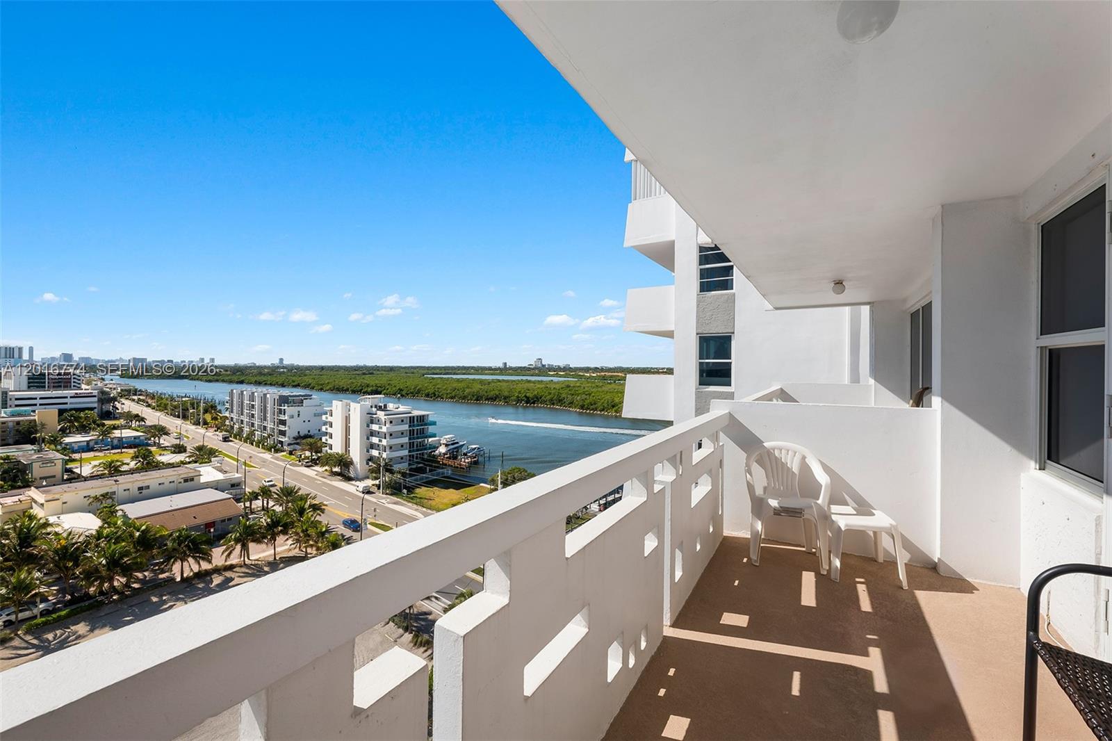 3111 N Ocean Dr 1110
