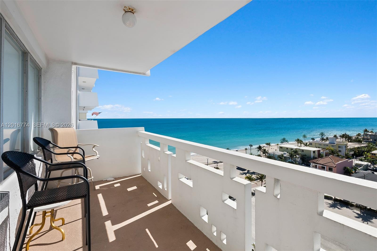 HOLLYWOOD TOWERS CONDO - Residential Lease