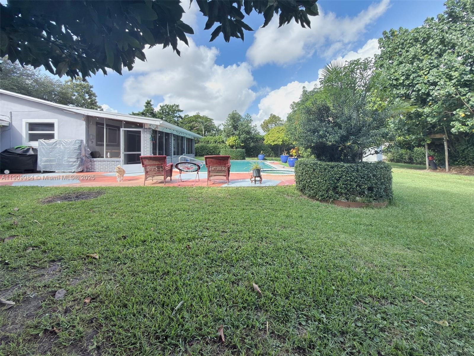 KENDALL ESTATES - Residential Lease