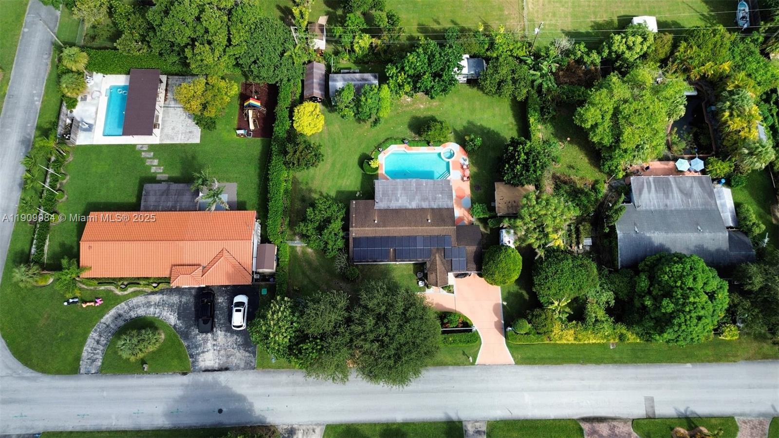 KENDALL ESTATES - Residential Lease