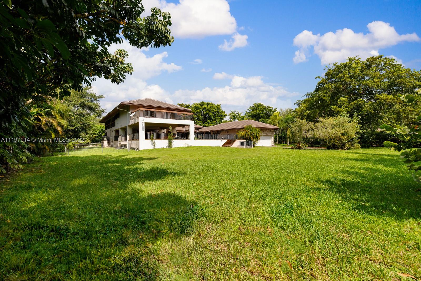 COCOPLUM SEC 1 - Residential