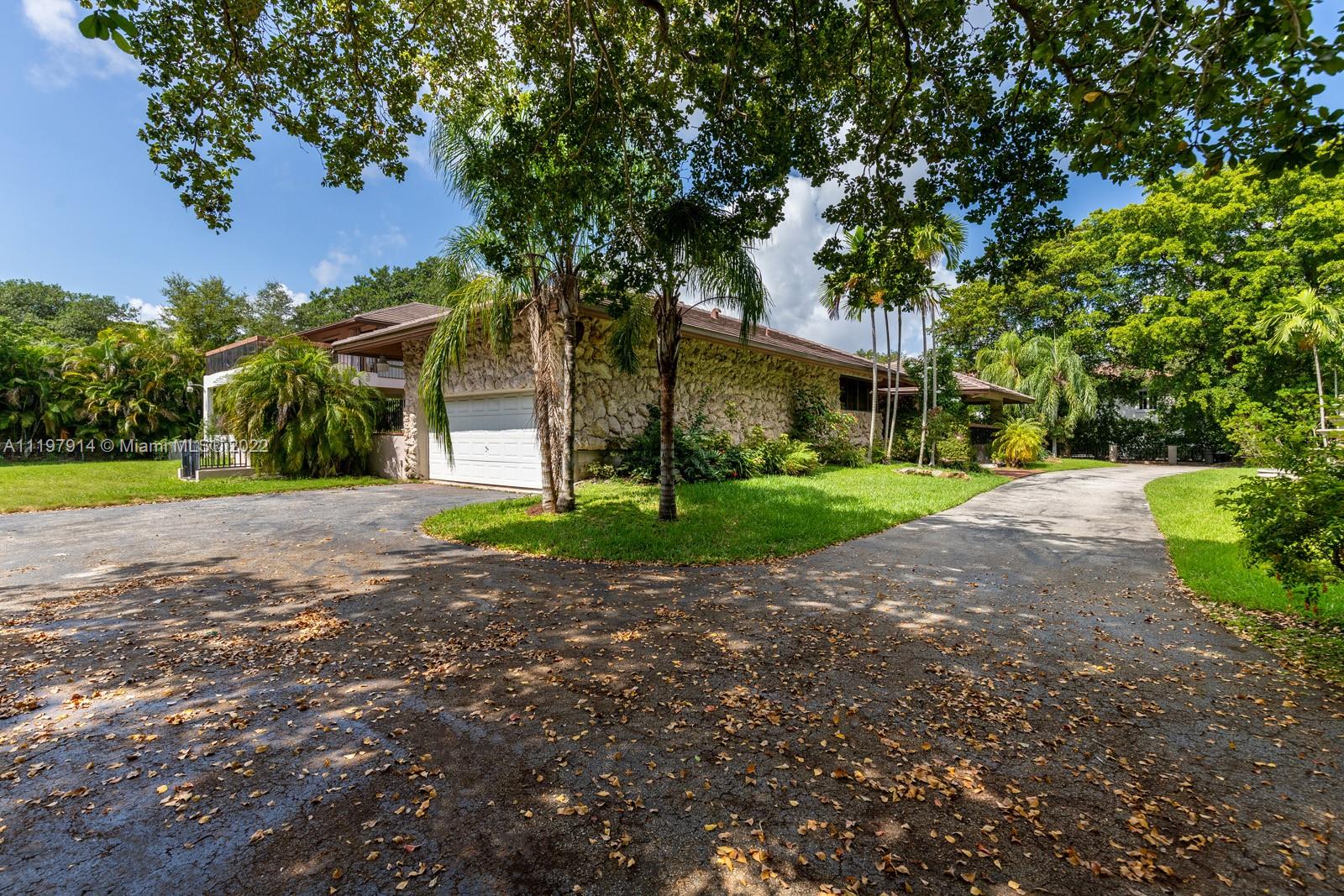 COCOPLUM SEC 1 - Residential