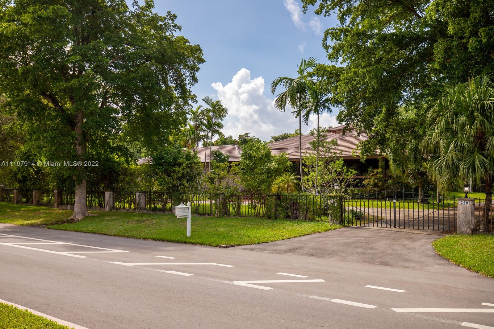 COCOPLUM SEC 1 - Residential