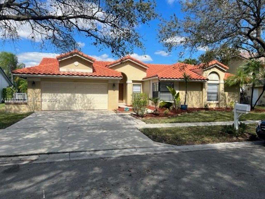Photo of 10601 NW 18th Ct #10601, Plantation, FL 33322 (MLS # A11988713)